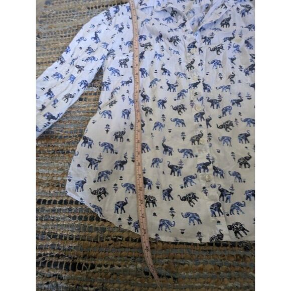 Chico’s Button Up Shirt Elephant Print Lightweight 3/4 Sleeve XL White Blue - Picture 4 of 6